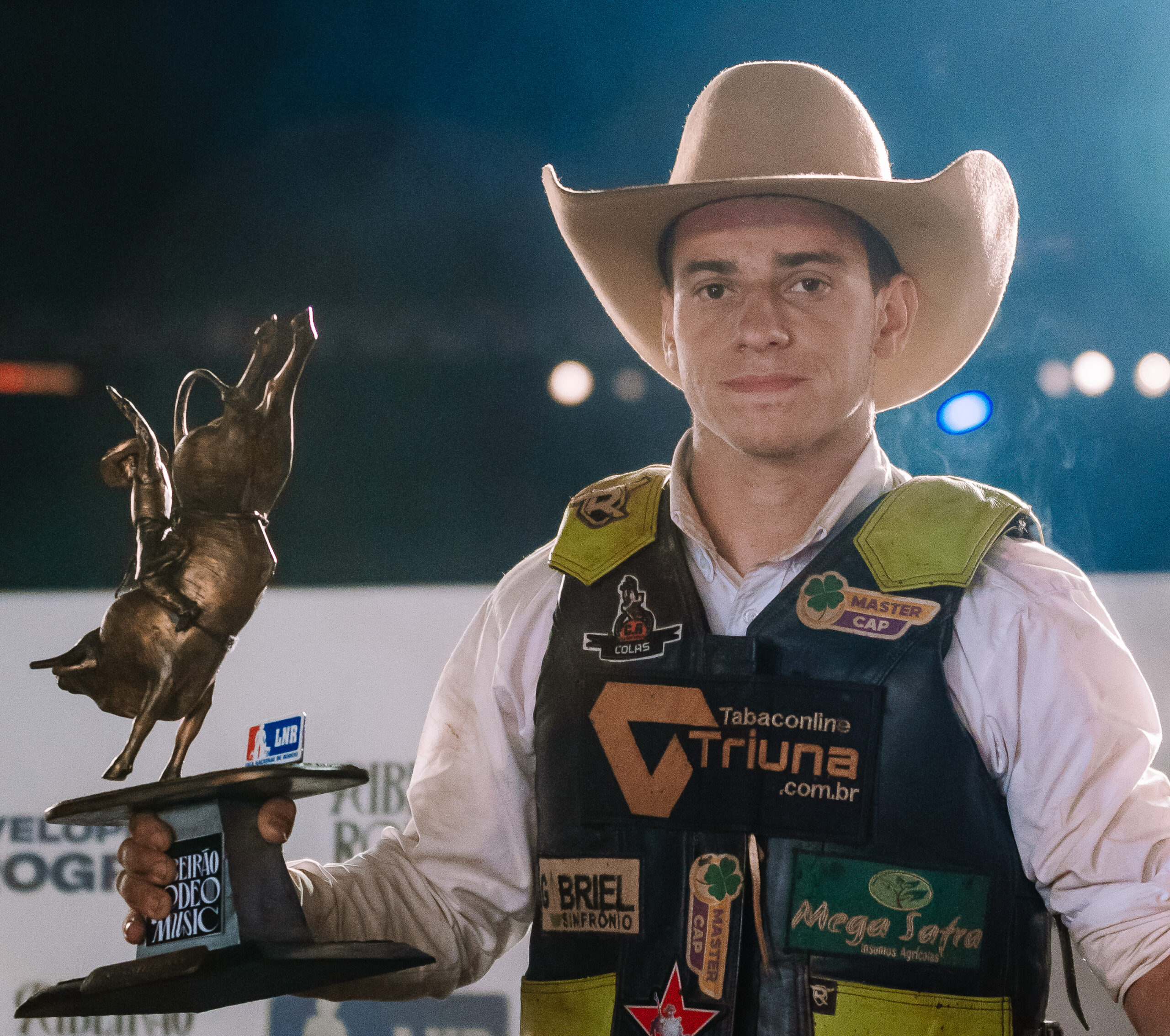 Ribeirão Rodeo Music: campeão da montaria em touro participará de disputa milionária nos Estados Unidos