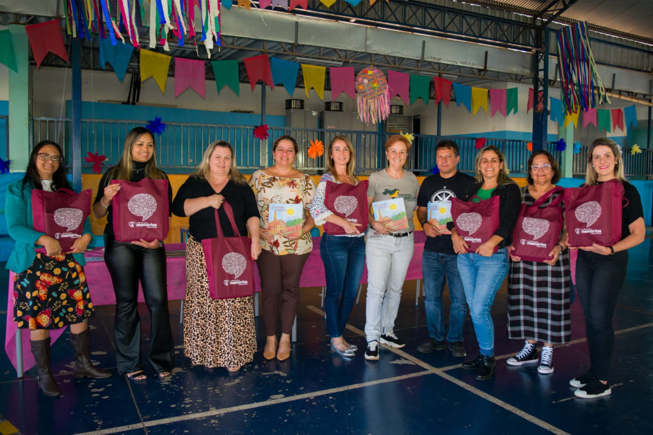 Projeto Colhendo Memórias, do Museu da Cana, doa 280 livros a escolas públicas de Pontal