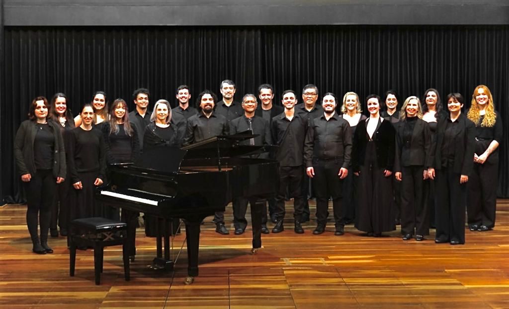 Grupo Madrigal Revivis se apresenta no Teatro Santa Rosa, neste sábado, 15