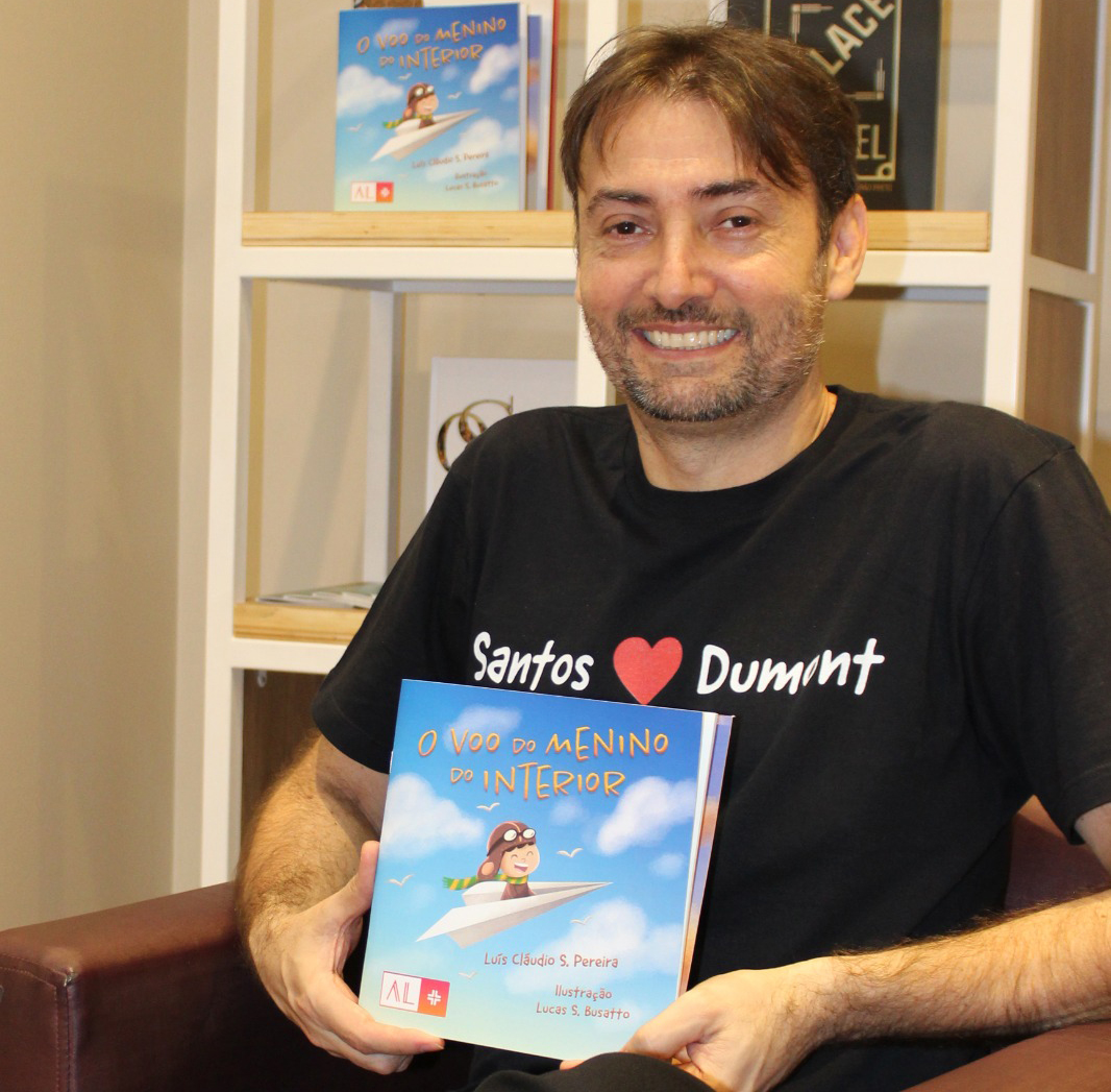 Livro “O Voo do Menino do Interior” é lançado em Dumont no dia 20 de julho