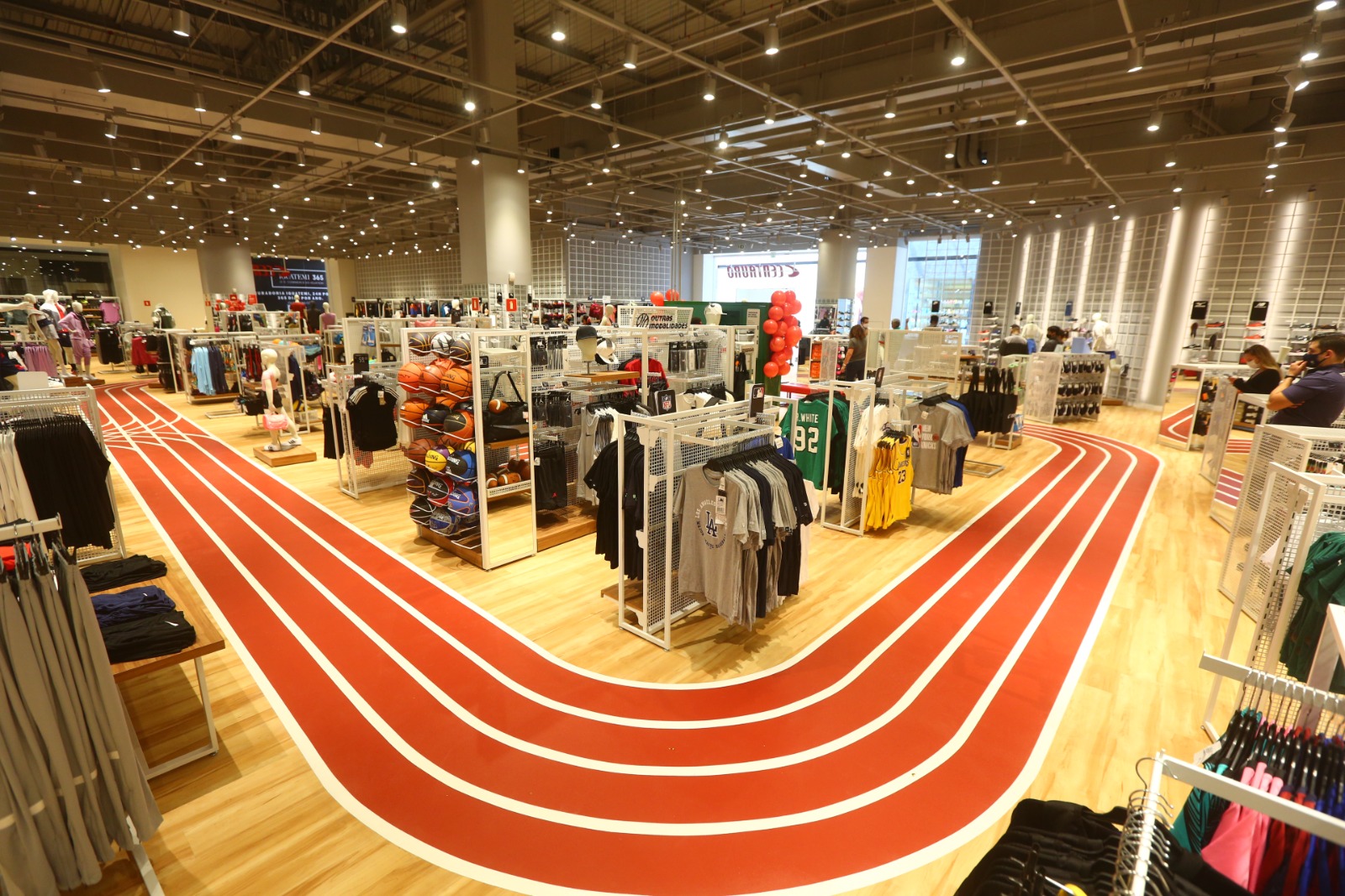 Shopping Iguatemi Ribeirão Preto celebra o Dia dos Pais e dá dicas de lojas e restaurantes para comemorar a data