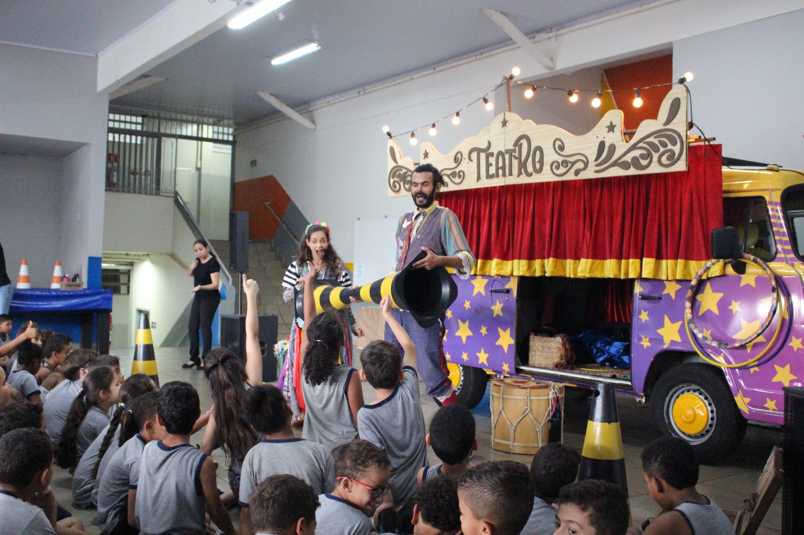 Peça teatral educativa propõe conscientização a futuros motoristas