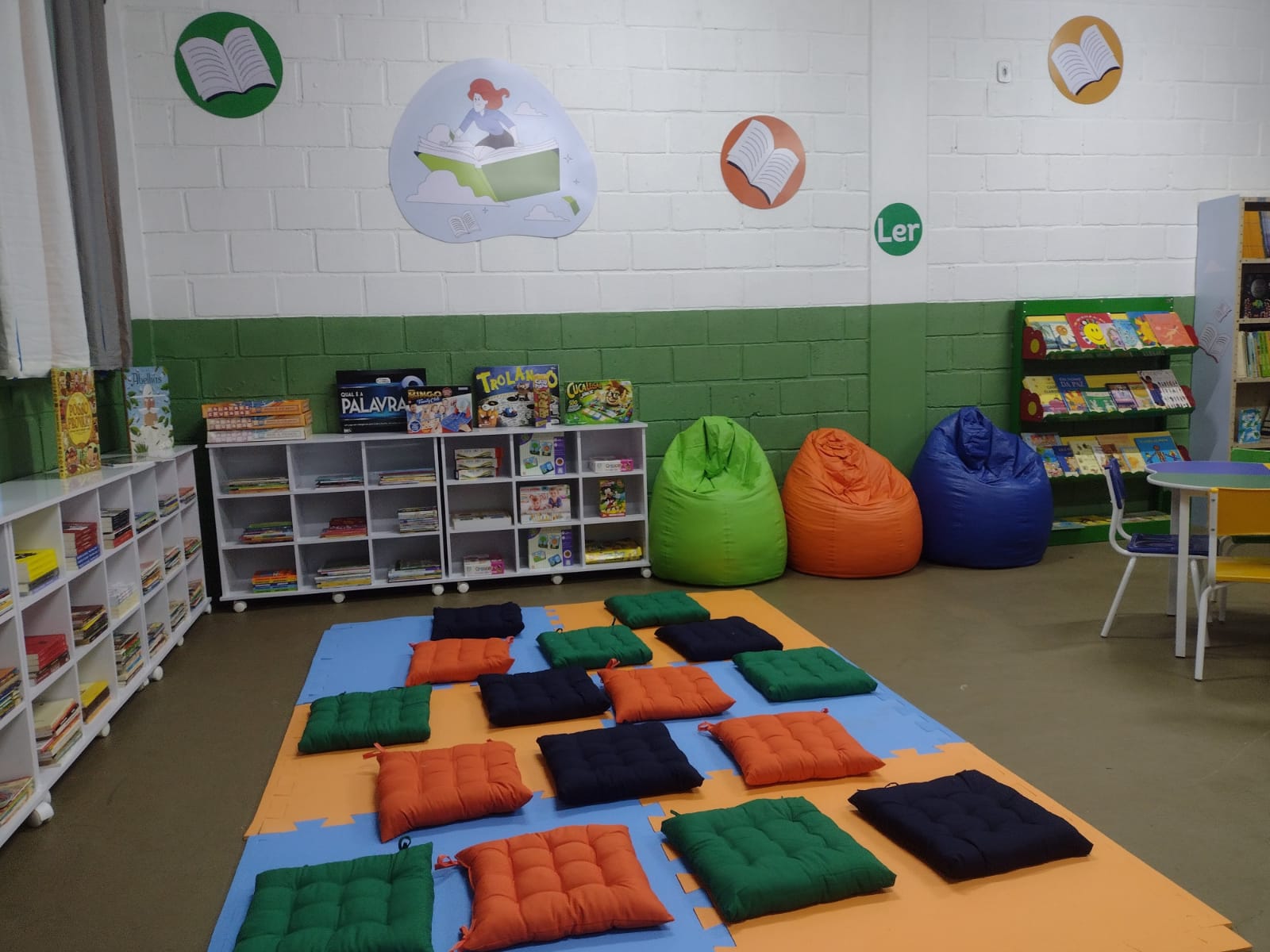 Fundação do Livro e Leitura e Usina Alta Mogiana revitalizam biblioteca escolar de Ituverava