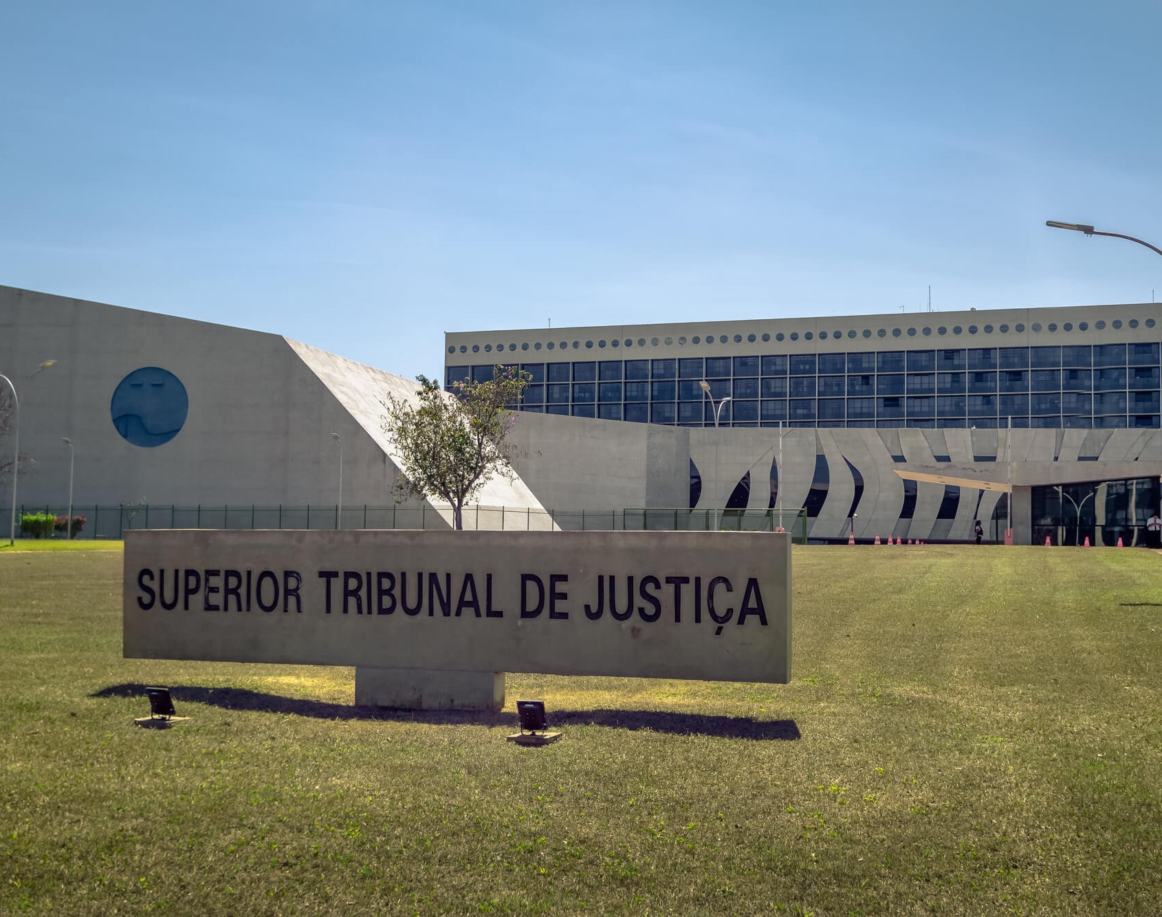 STJ decide e planos de saúde devem cobrir cirurgia de mudança de sexo
