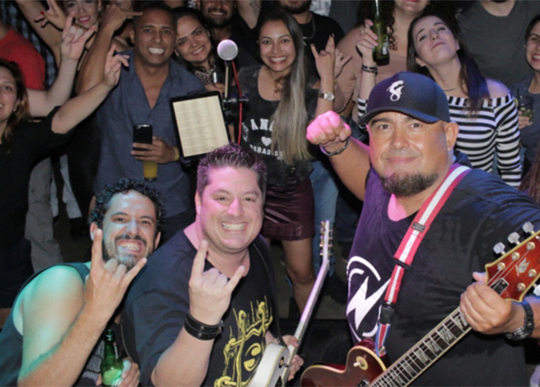 Digão se apresenta com a banda Nice Trip em Ribeirão Preto