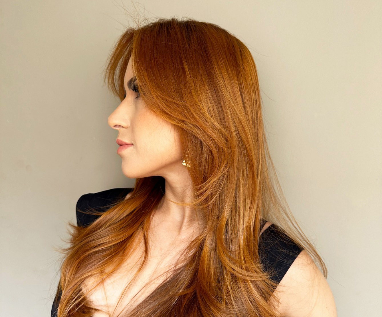 Hairstylist lista os tons e cortes de cabelo mais pedidos na nova temporada