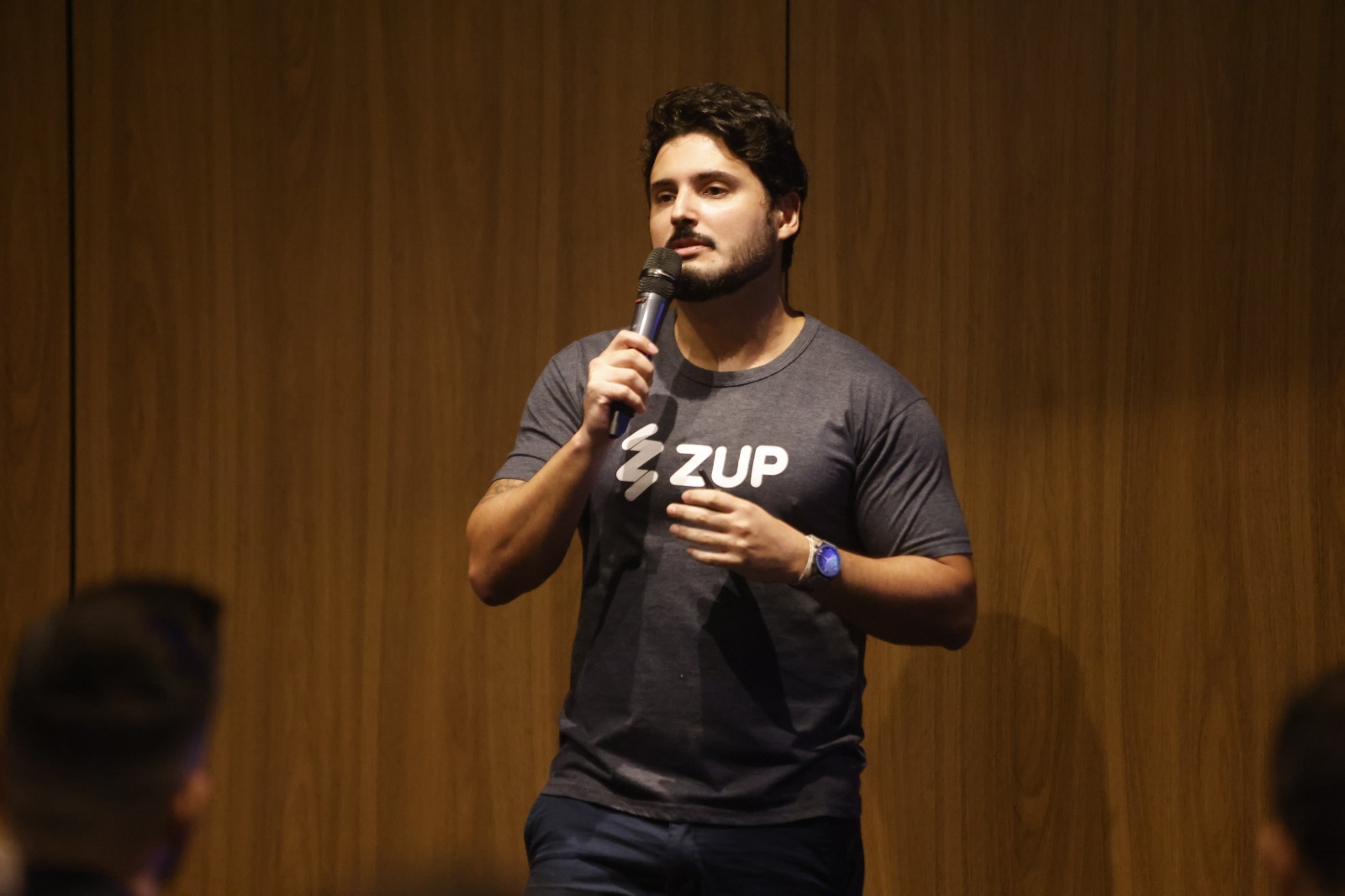 Gustavo Debs fala sobre rápidas transformações do mercado e necessidade de estratégias adaptáveis durante o primeiro encontro do ano do LIDE Ribeirão Preto