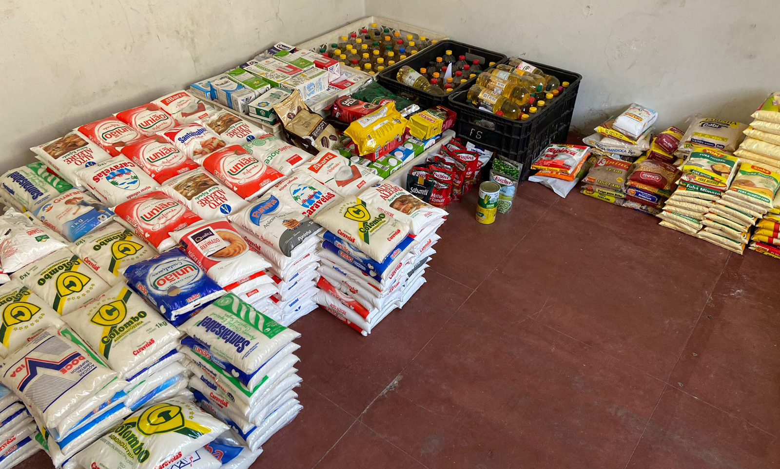 Bloco Califórnia arrecadou 2,5 toneladas de alimentos com a opção de ingresso solidário