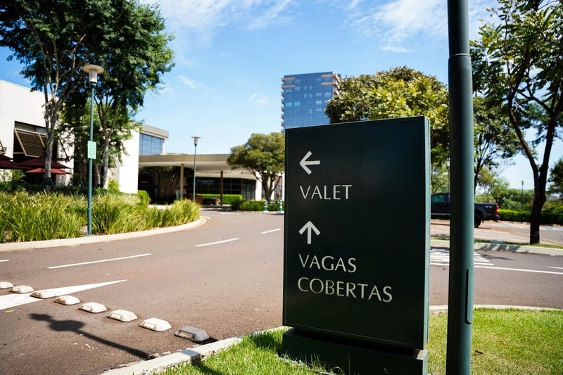 Shopping Iguatemi Ribeirão Preto celebra o Dia Internacional da Mulher com valet gratuito para receber suas clientes Iguatemi One