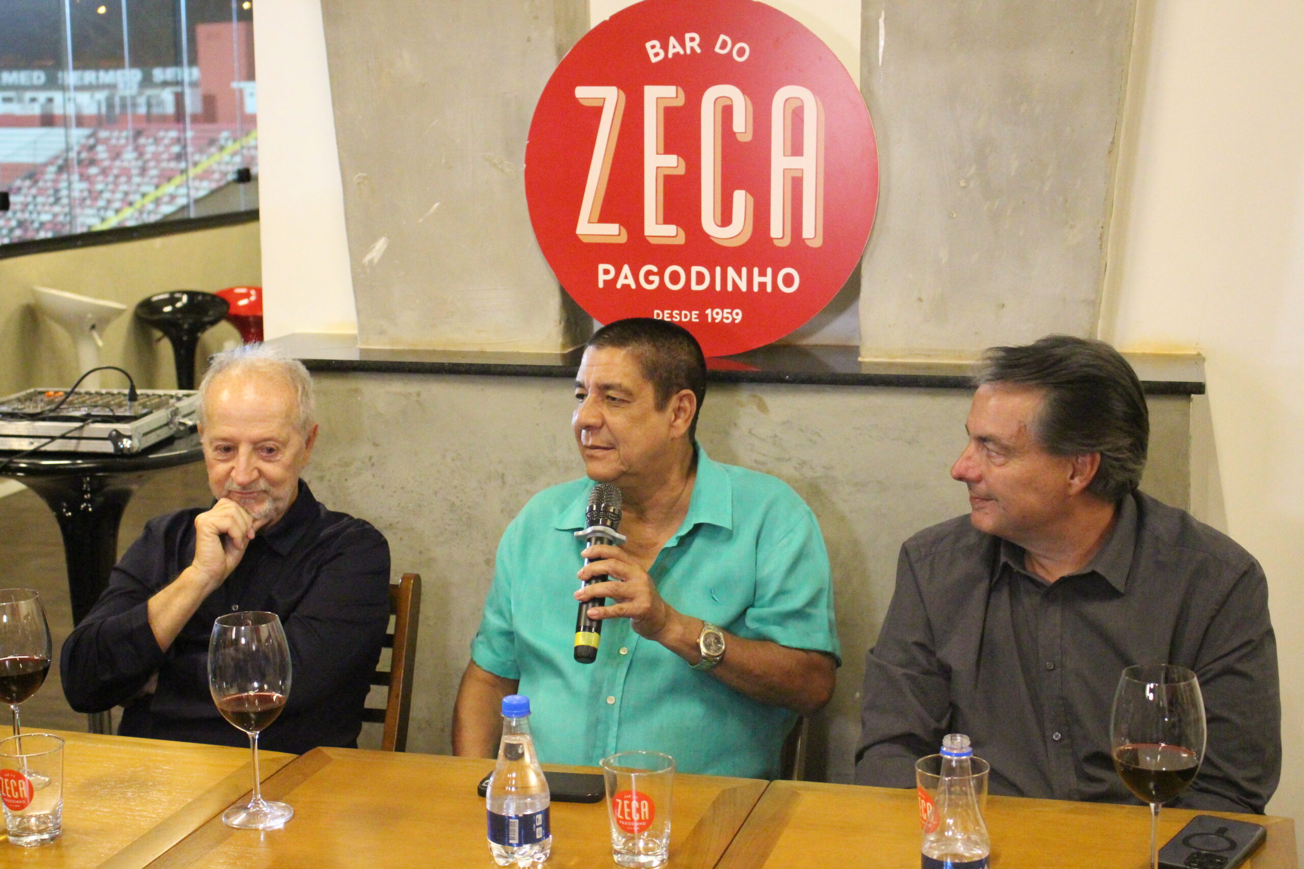 Bar do Zeca Pagodinho é inaugurado em Ribeirão Preto