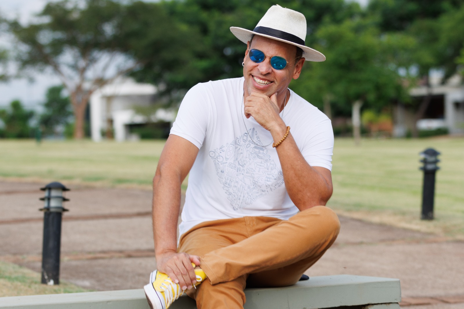 Sextas Sonoras apresenta revival “Dimi Zumquê no Show Flora Caju”