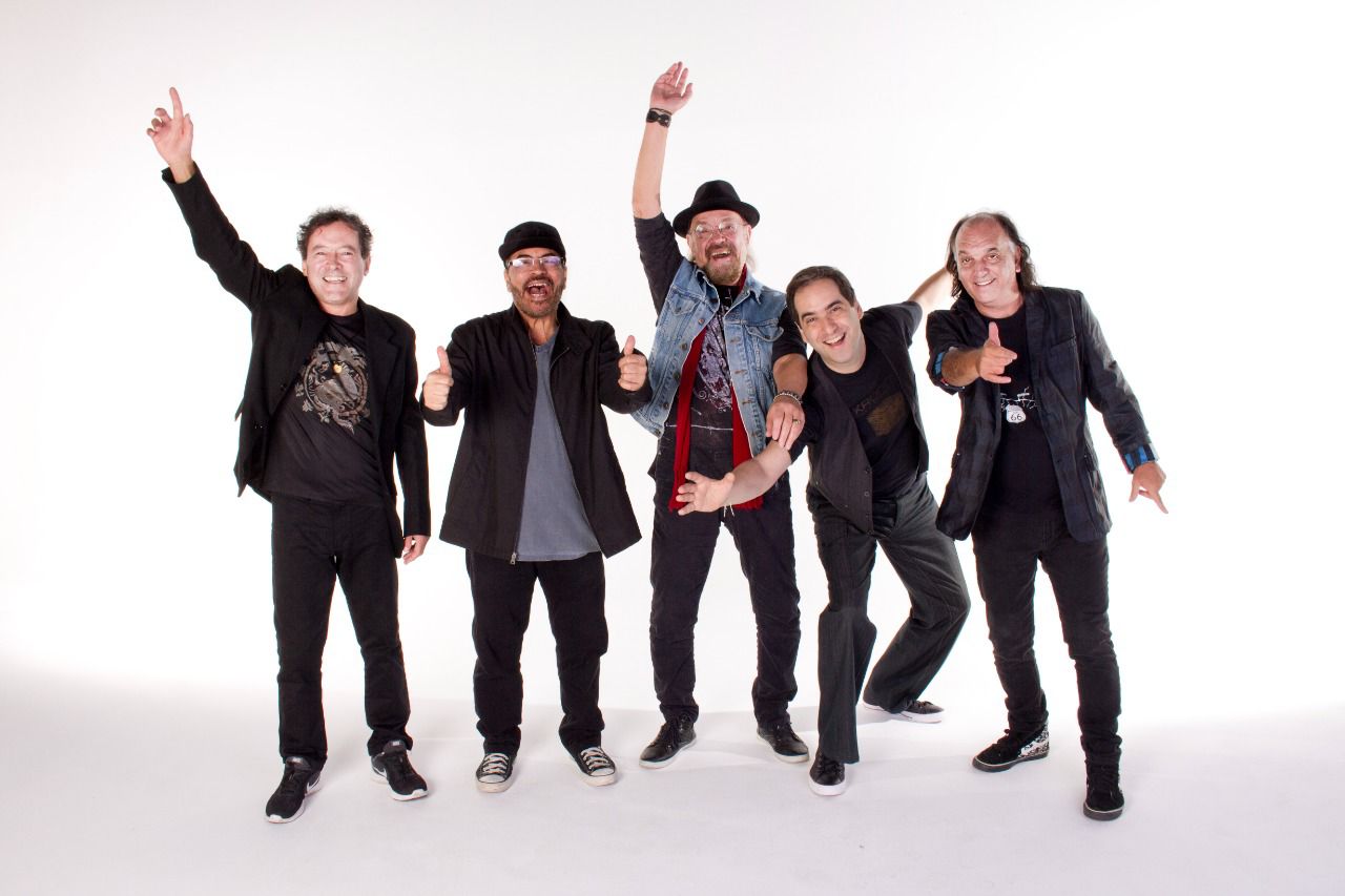 The Fevers se apresentam no projeto Seis & Meia no Rio de Janeiro