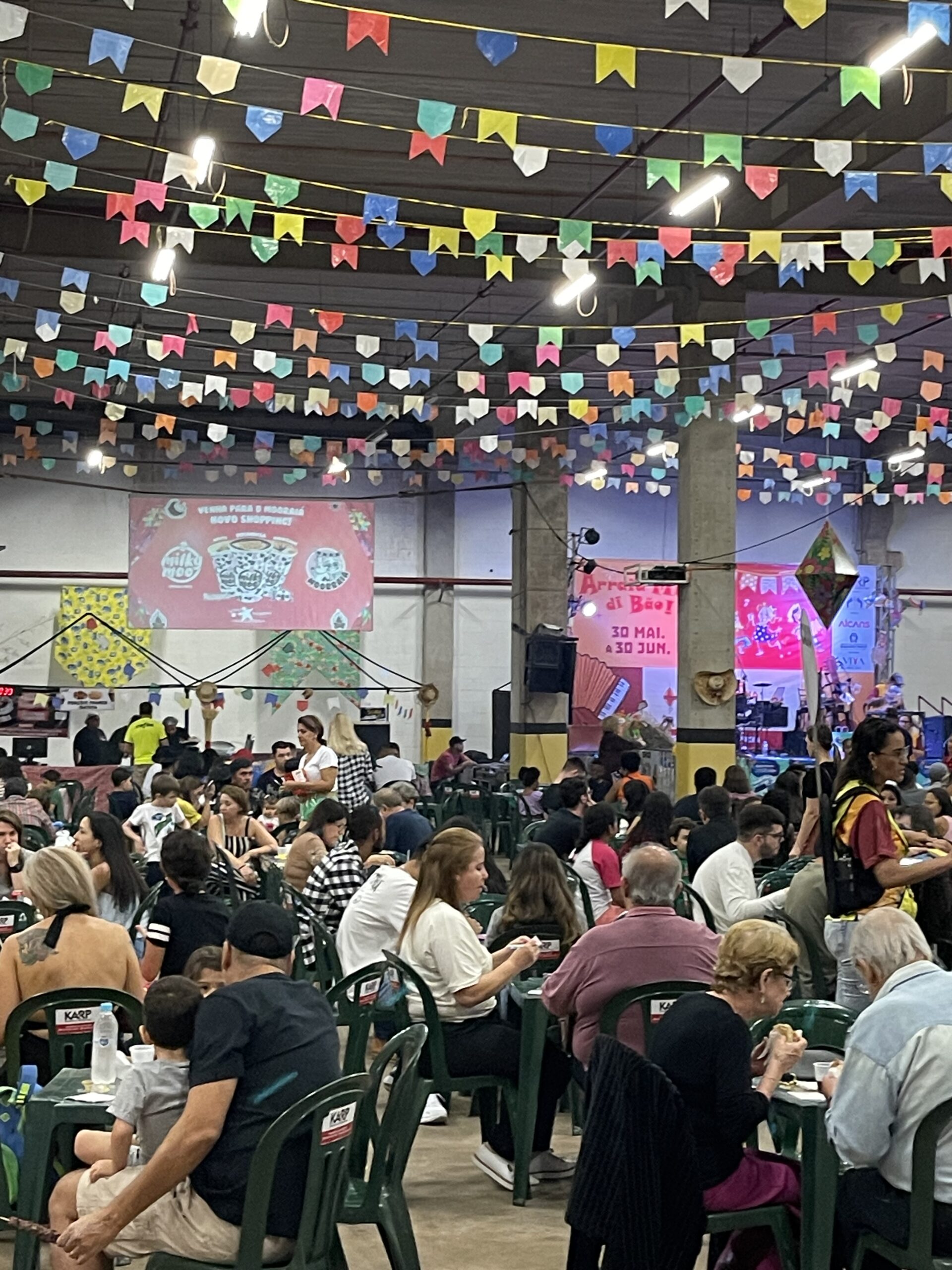 Arraiá Mió di Bão-Ribeirão! chega ao seu último final de semana