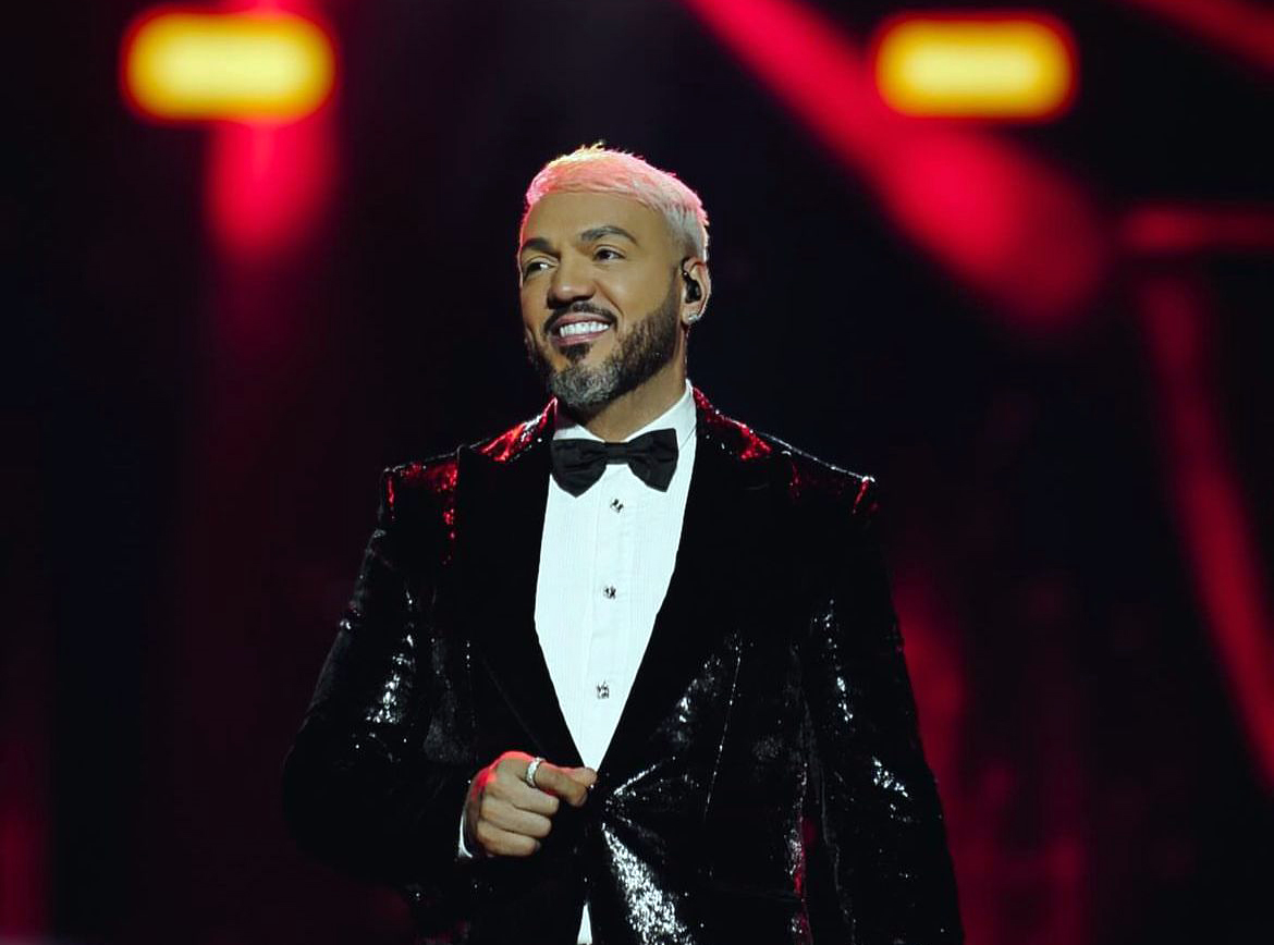 Cantor Belo se apresenta no Arena Multiplace