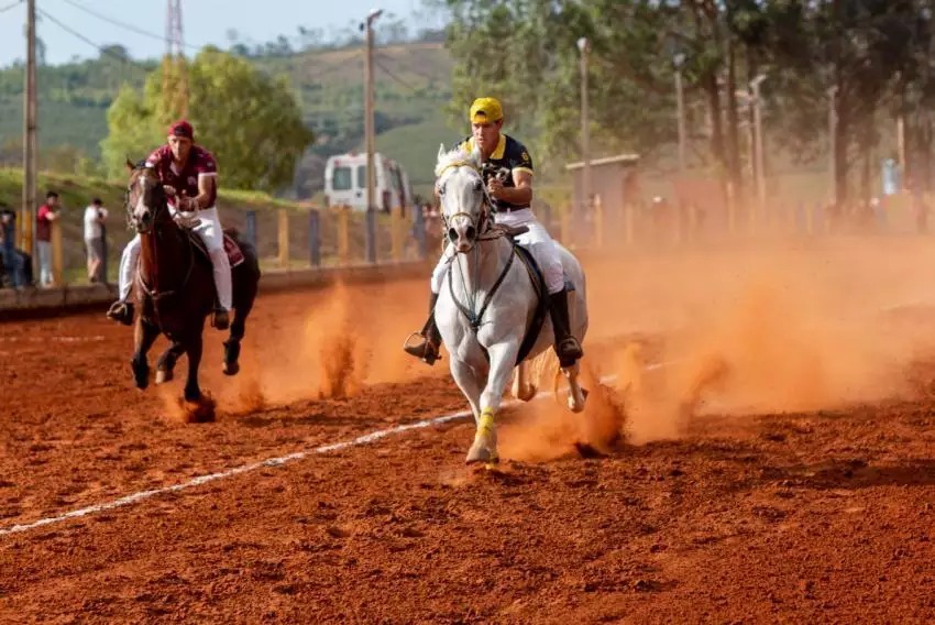 Feijoada do Pinheiro fará homenagem às Raízes Sertanejas e ao Esporte Hípico Regional