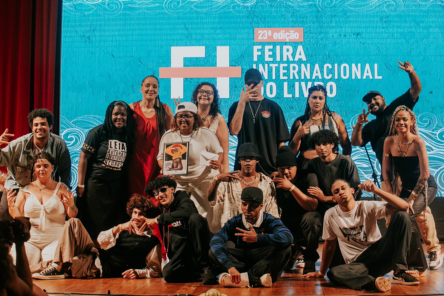 Final da competição regional Slam 016 movimenta o sétimo dia da 23ª FIL