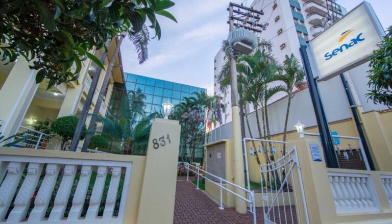 Feirão de Empregabilidade promovido por alunos do Senac Jaboticabal oferece vagas, palestras e orientação profissional gratuita