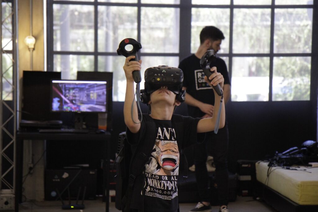 <p>Entre a programação do POW Festival estarão experiências imersivas e tecnológicas como a realidade virtual &#8211; crédito: Ellen Faria</p>
