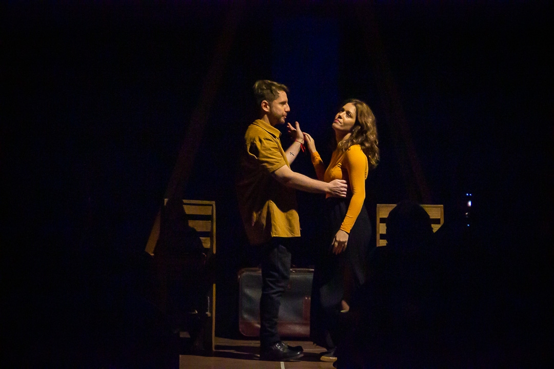 Espetáculo “FIM?”, da Cia Amigos da Luz, chega a Ribeirão Preto no final de setembro