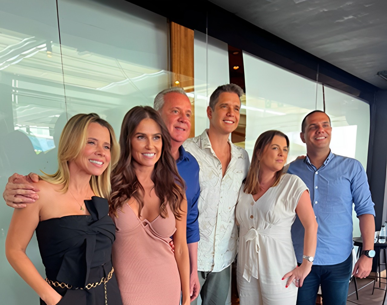 Rede estética de Deborah Secco e Márcio Garcia se fortalece no Rio Grande do Sul