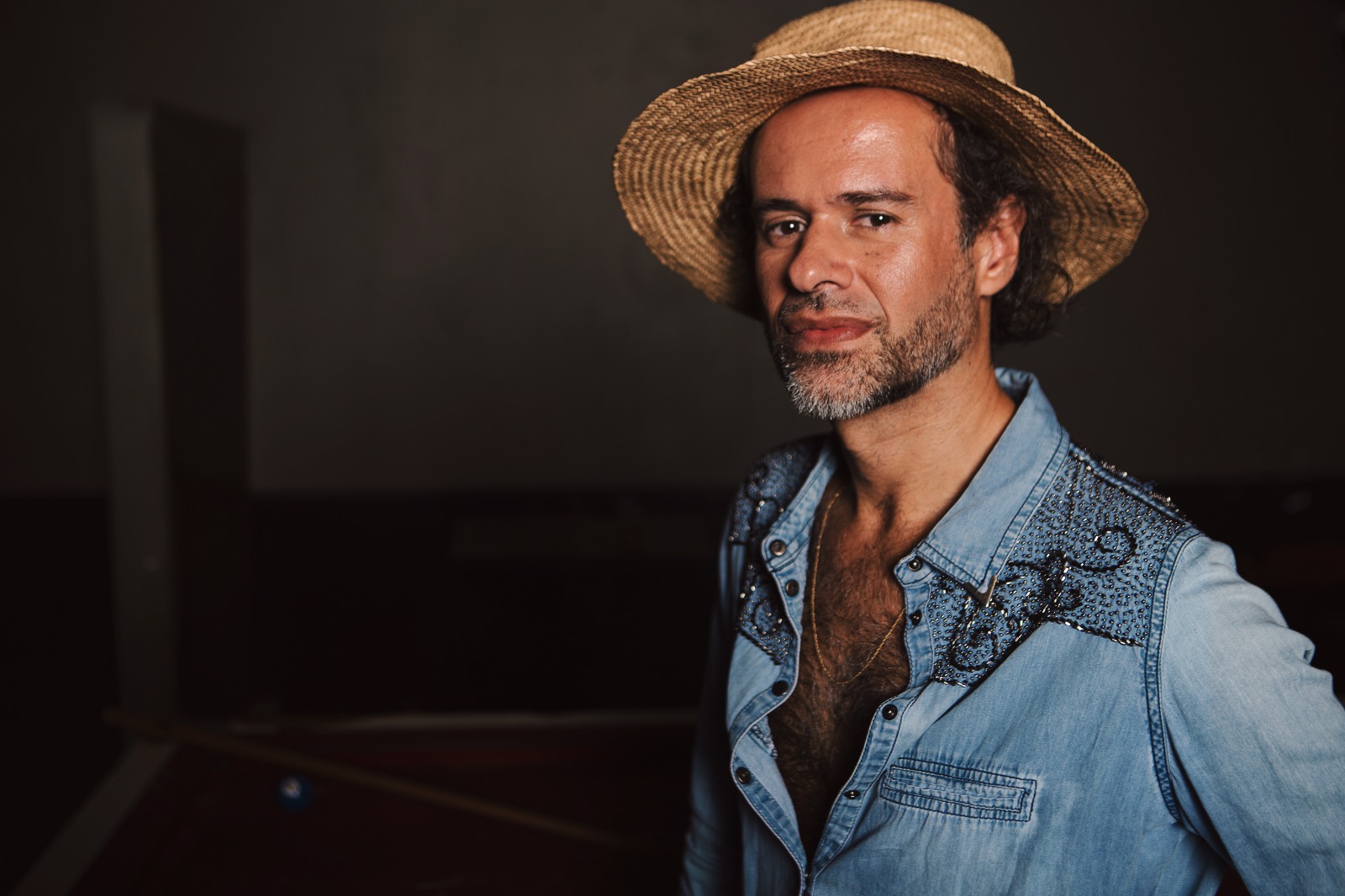 Marcelo Jeneci faz show em Ribeirão Preto no dia 12 de outubro