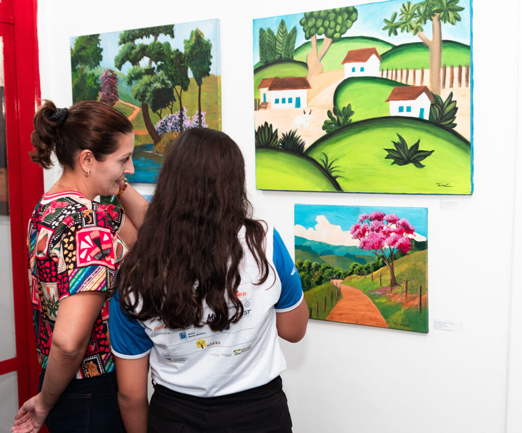 <p>Obras apresentadas na mostra em Sertãozinho fazem parte do acervo da Instituição<br />
Foto Aloander Oliveira</p>
