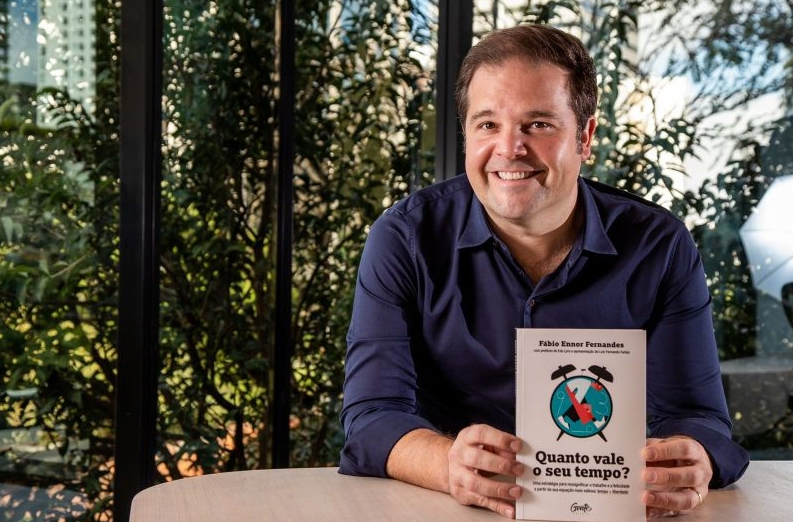 Mais tempo e liberdade são as ideias de vida que fizeram o empresário Fábio Ennor Fernandes virar Best Seller e inspirar milhares de pessoas