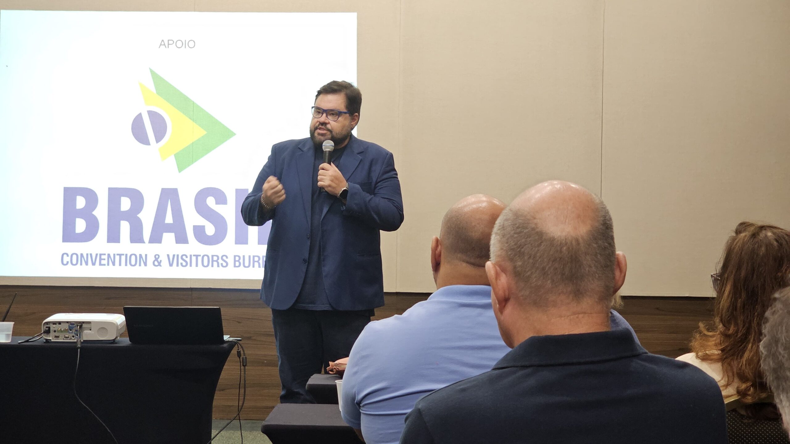 Vice-prefeito de Ribeirão Preto destaca potencial da cidade e região no evento A Hora do Turismo