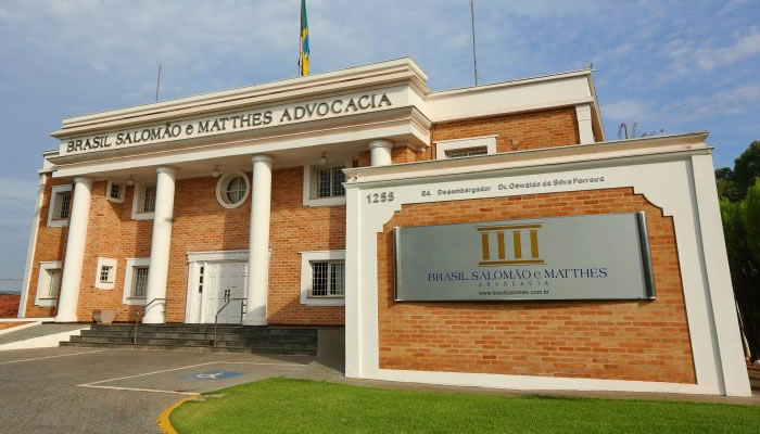 Brasil Salomão e Matthes bate recorde de indicações no ranking Análise Advocacia 2025