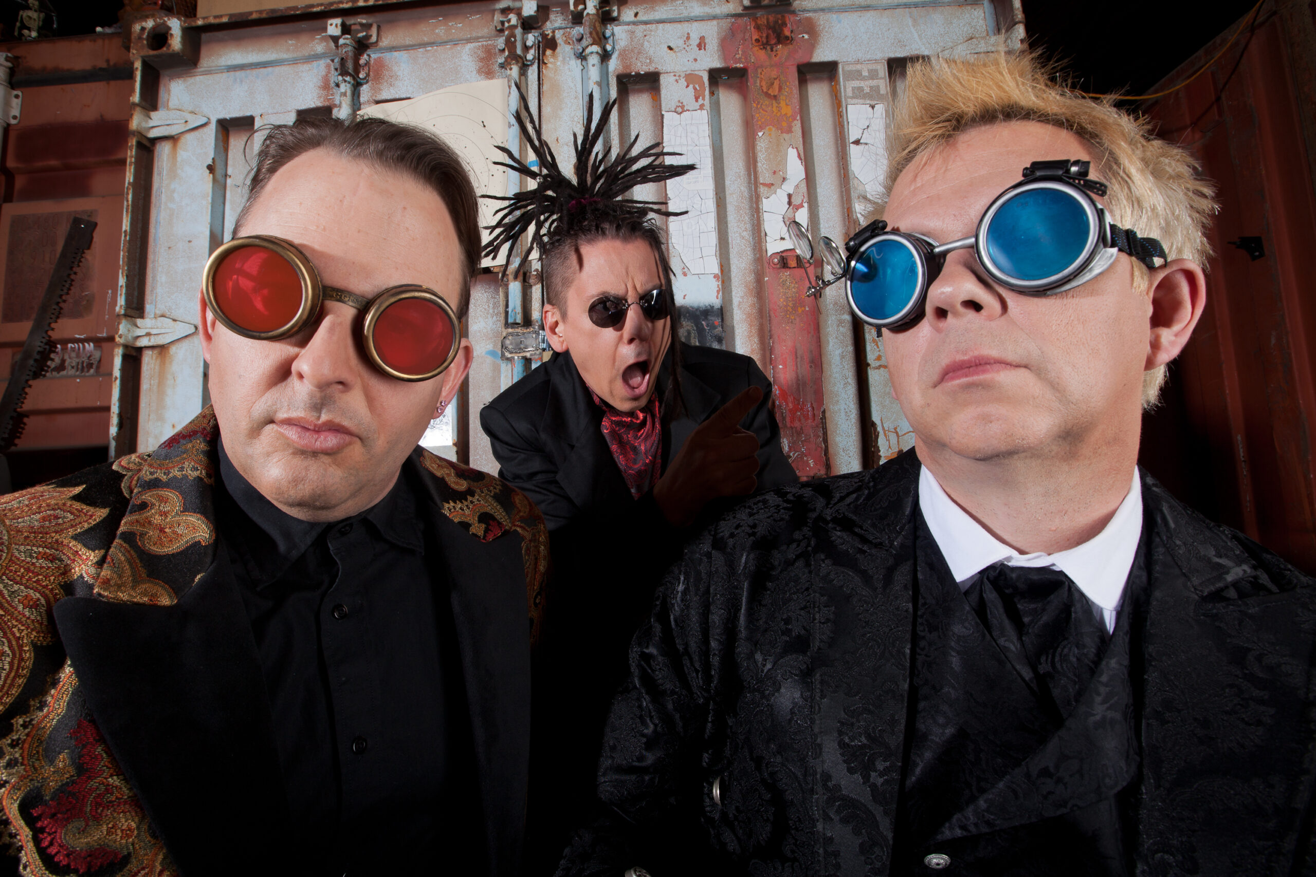 Information Society, Kon Kan e Double You: ícones da Dance Music dos Anos 80 e 90 em turnê pelo Brasil
