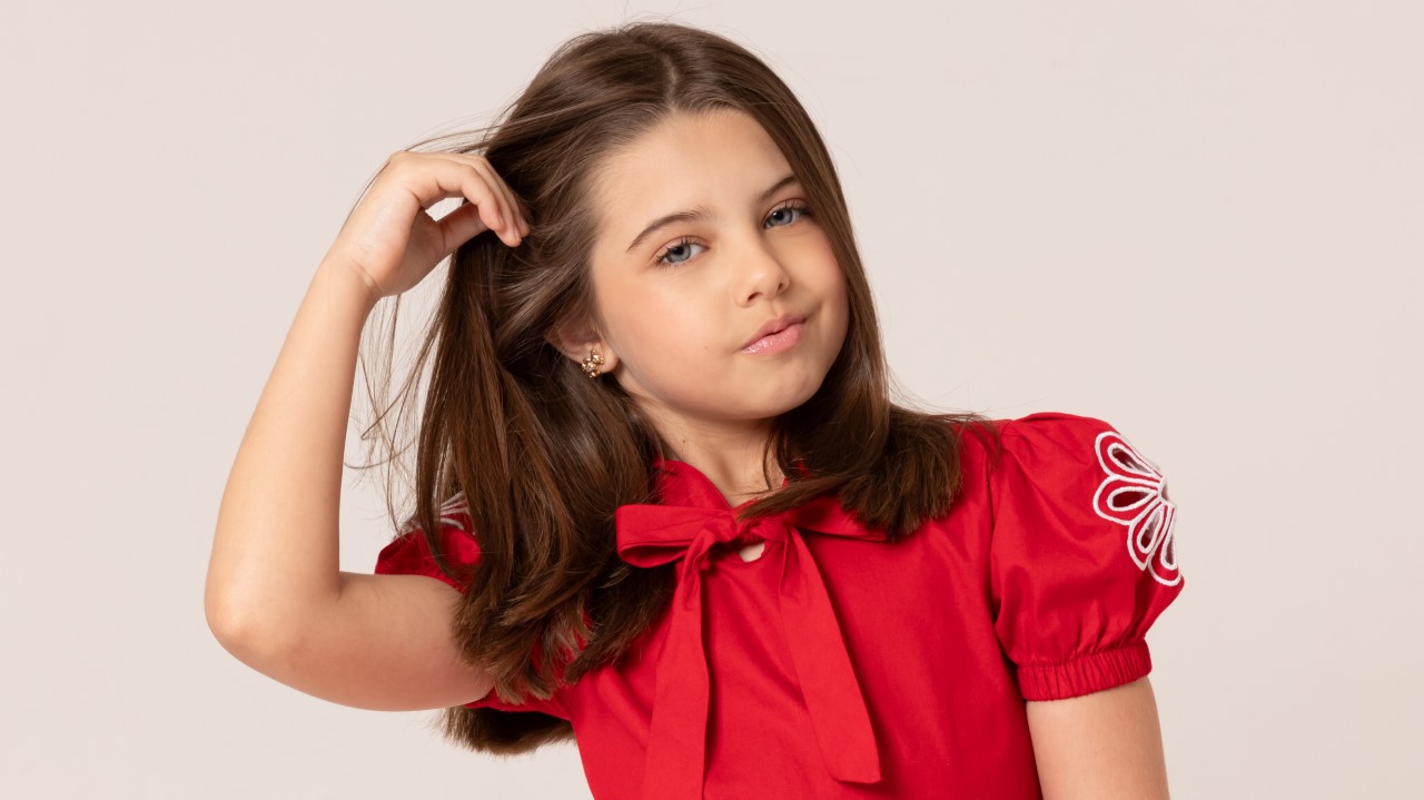 Sofia Fornazari vive um sonho como Flora em “A Caverna Encantada”