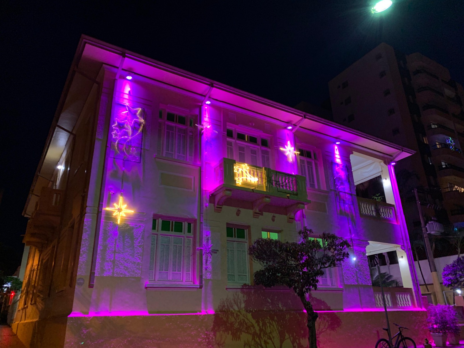 Show natalino do Senac Jaboticabal promete emocionar com repertório de canções tradicionais e personagens