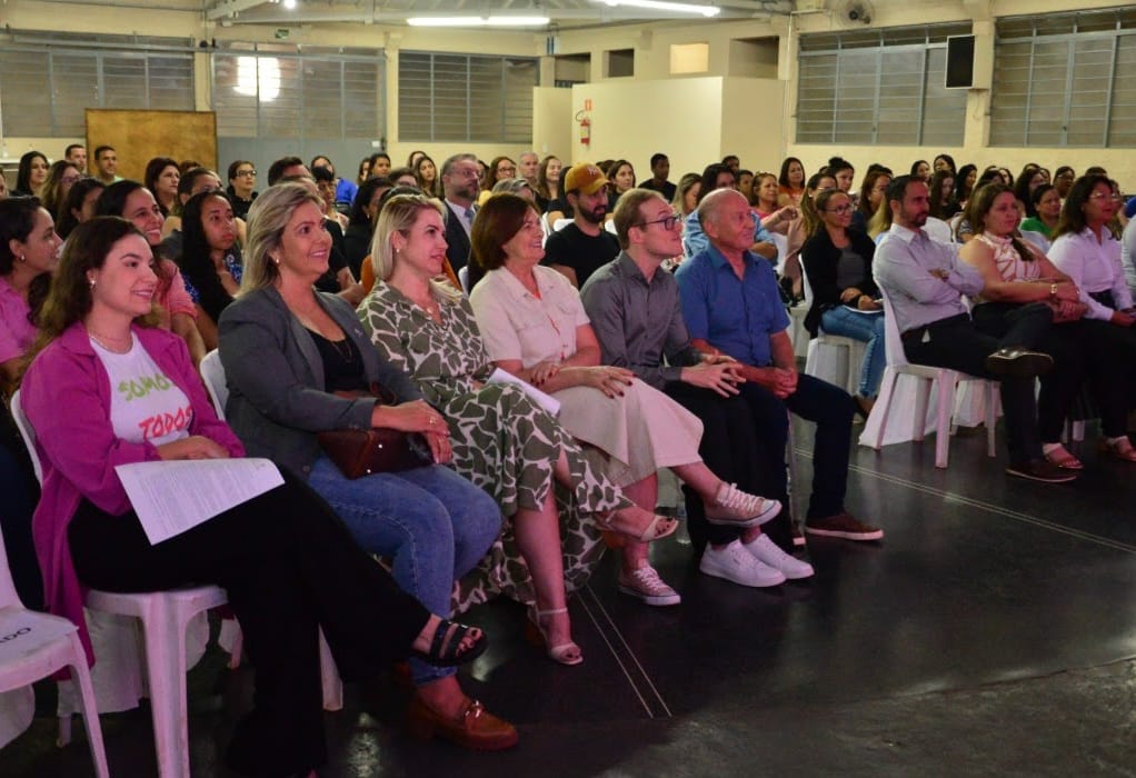 Sicredi promove palestra gratuita sobre bem-estar financeiro para associados