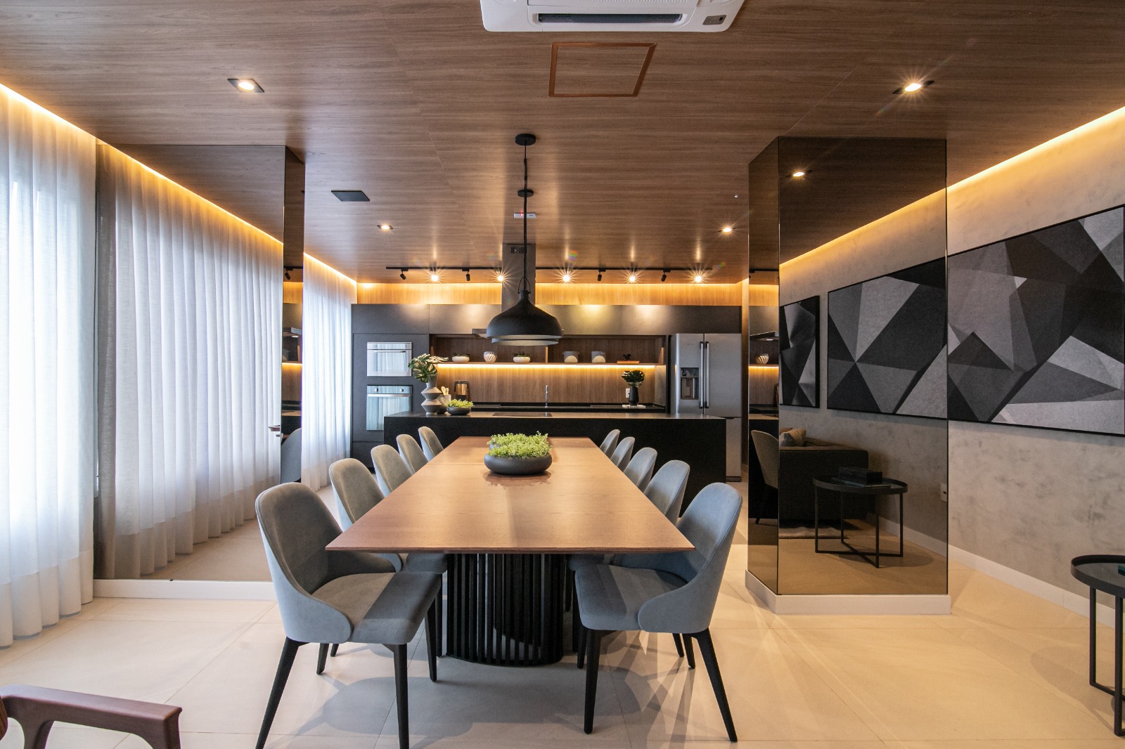 Mais de 50% da população brasileira mora em domicílios com seis cômodos ou mais, revela Censo do IBGE