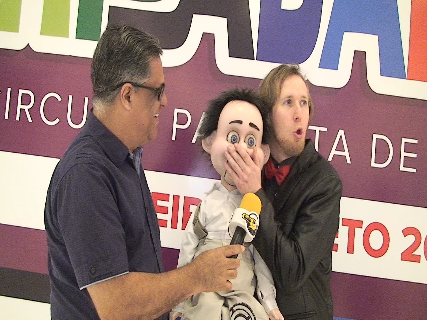 Relembrando: Entrevista com Murilo Couto, com o ventríloquo Yakko Sideratos e com o Boneco Petráki