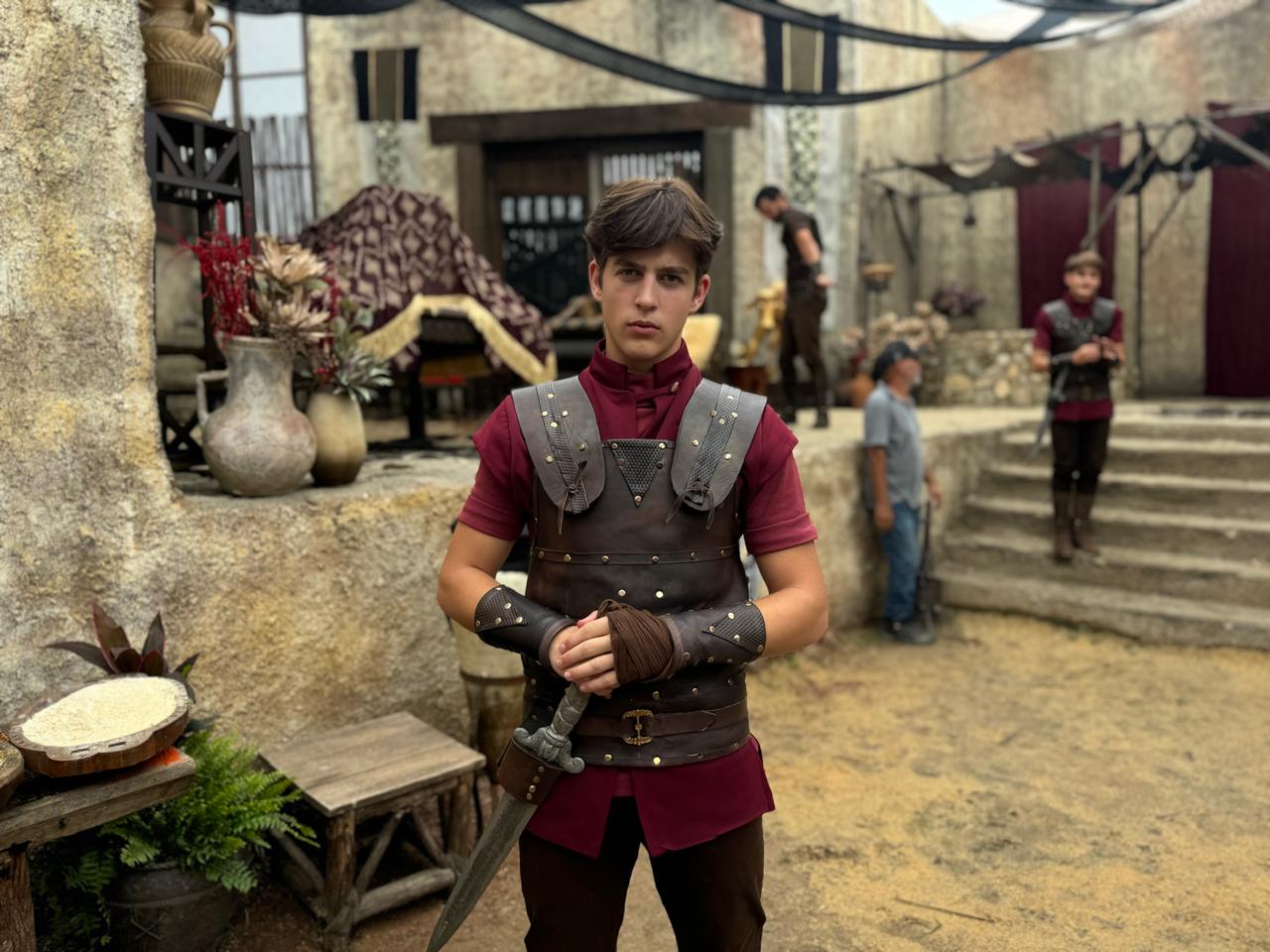 Antônio Zeni comenta suas expectativas sobre sua estreia em “Reis”