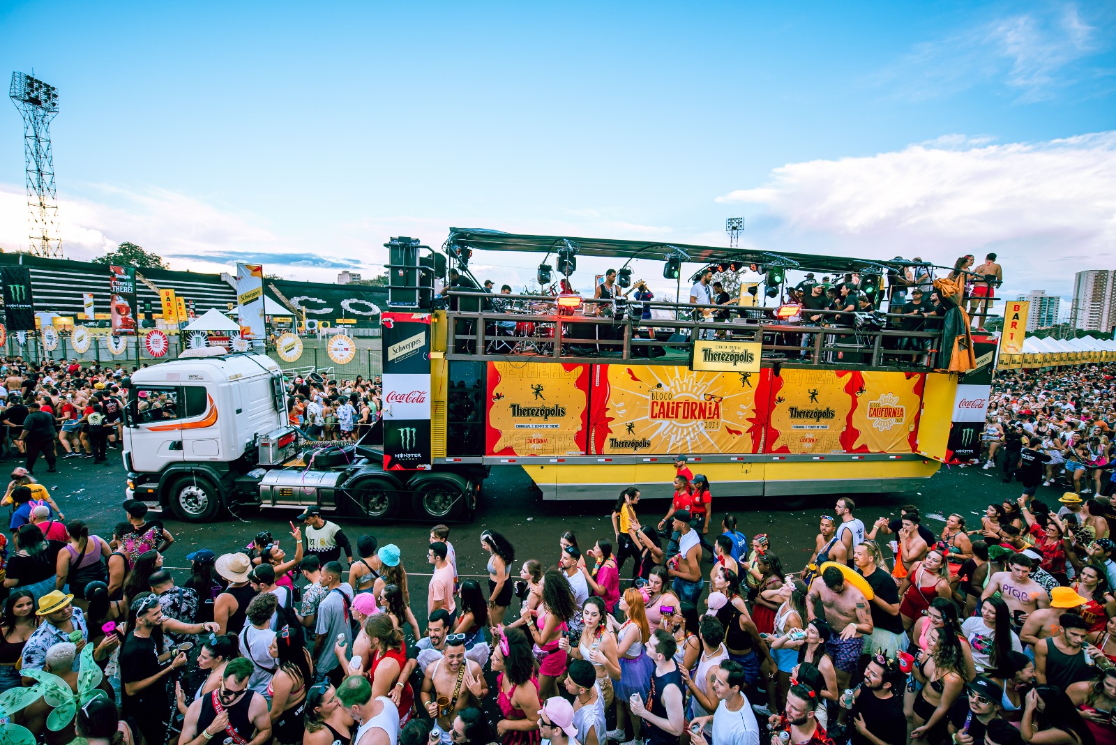 Bloco Califórnia: tudo o que você precisa saber sobre o maior pré-carnaval da região