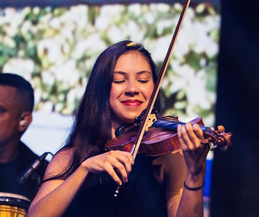 Violinista publica artigo sobre a Instituição Aparecido Savegnago em revista da USP