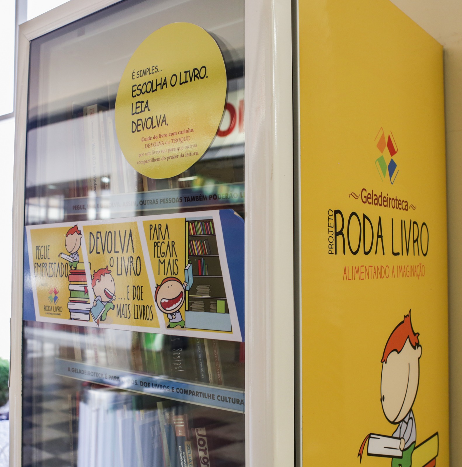 Franca Shopping recebe contação de histórias gratuita em comemoração aos 10 anos do projeto Roda Livro