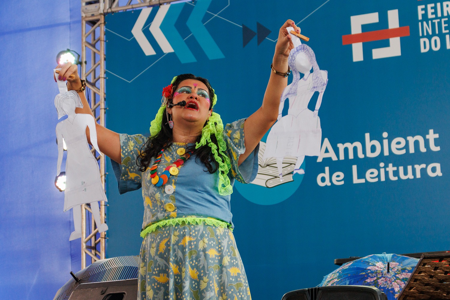 Feira do Livro de Ipuã homenageia obra de Vinicius de Moraes