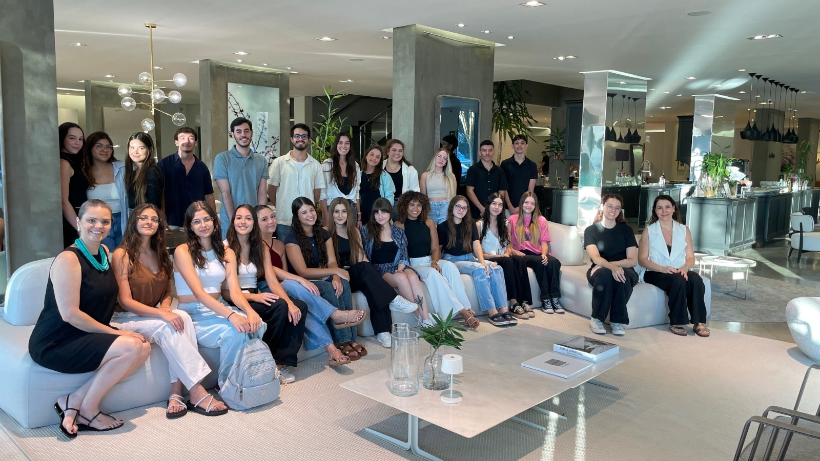 Mundo Robusti lança concurso “Talento do Design” em parceria com a Barão de Mauá