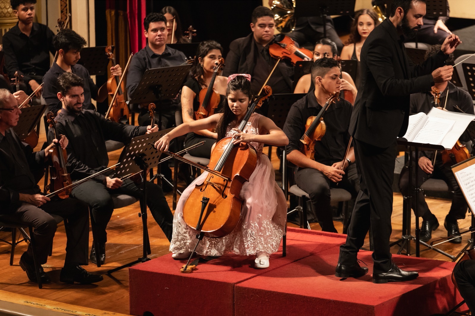Aluna da Alma vence festival nacional de violoncelistas
