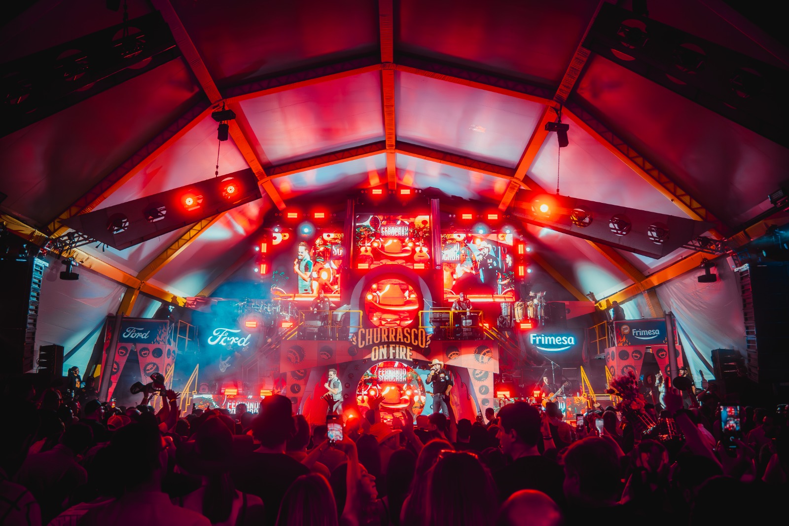 Churrasco On Fire, da dupla Fernando E Sorocaba, confirmado em Ribeirão Preto no dia 25 de outubro