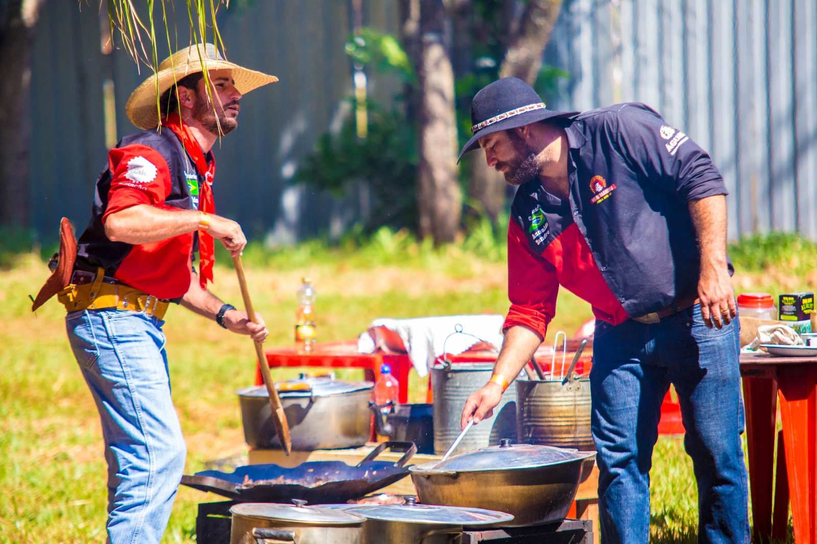 Ituverava Rodeo Music abre festividades com Cavalgada e Queima do Alho neste domingo