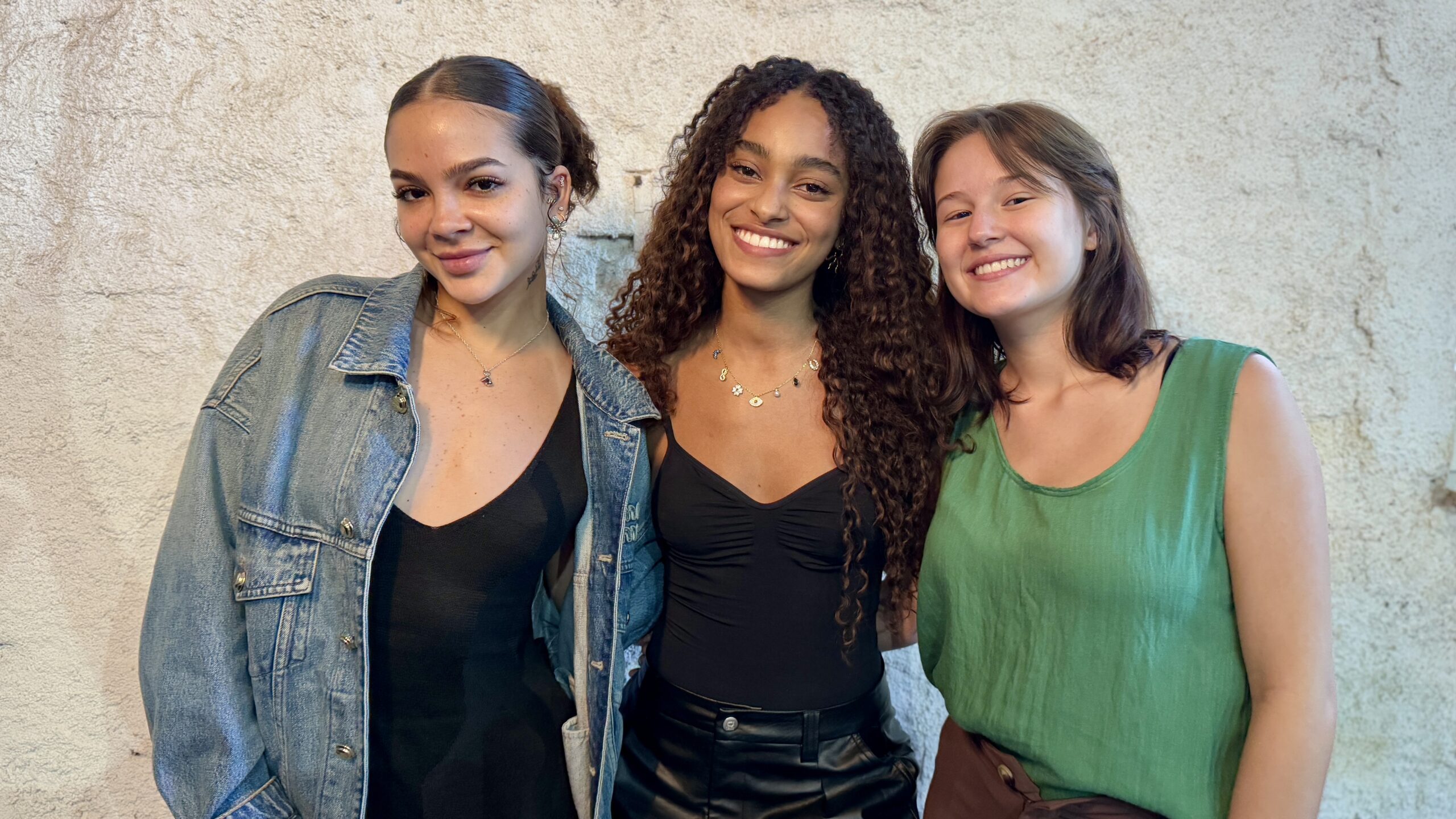 Mel Maia, Leticia Braga e Lívia Silva iniciam a preparação para as filmagens de “Apenas 3 Meninas”