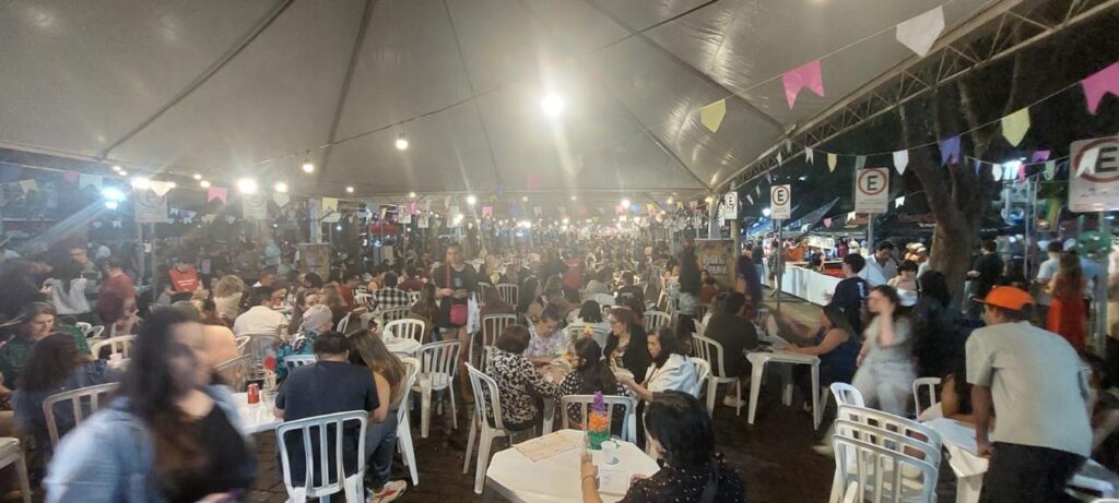 Quermesse da Catedral reúne 6 mil pessoas e arrecada mais de R$ 160 mil para restauração da igreja