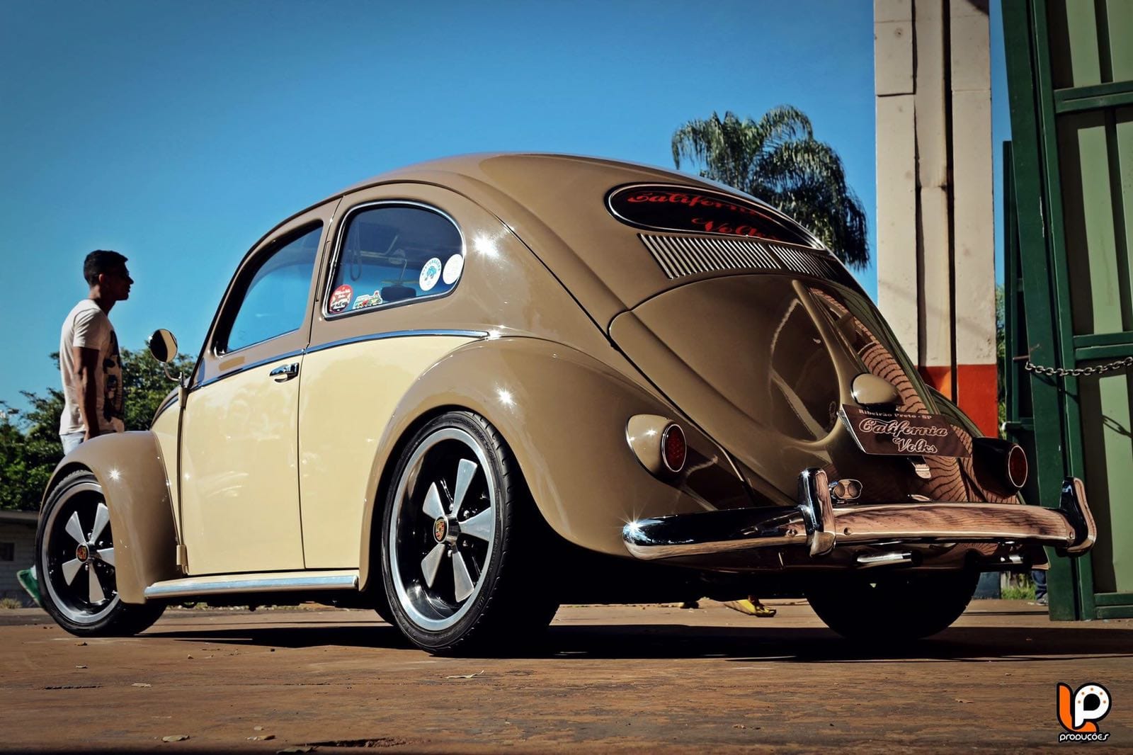 Santa Maria Outlet celebra o Dia Mundial do Fusca com exposição gratuita de clássicos
