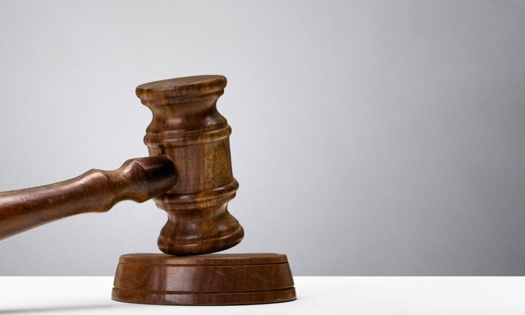 Empresas conquistam nos tribunais exclusão do ISS da base do PIS/Cofins