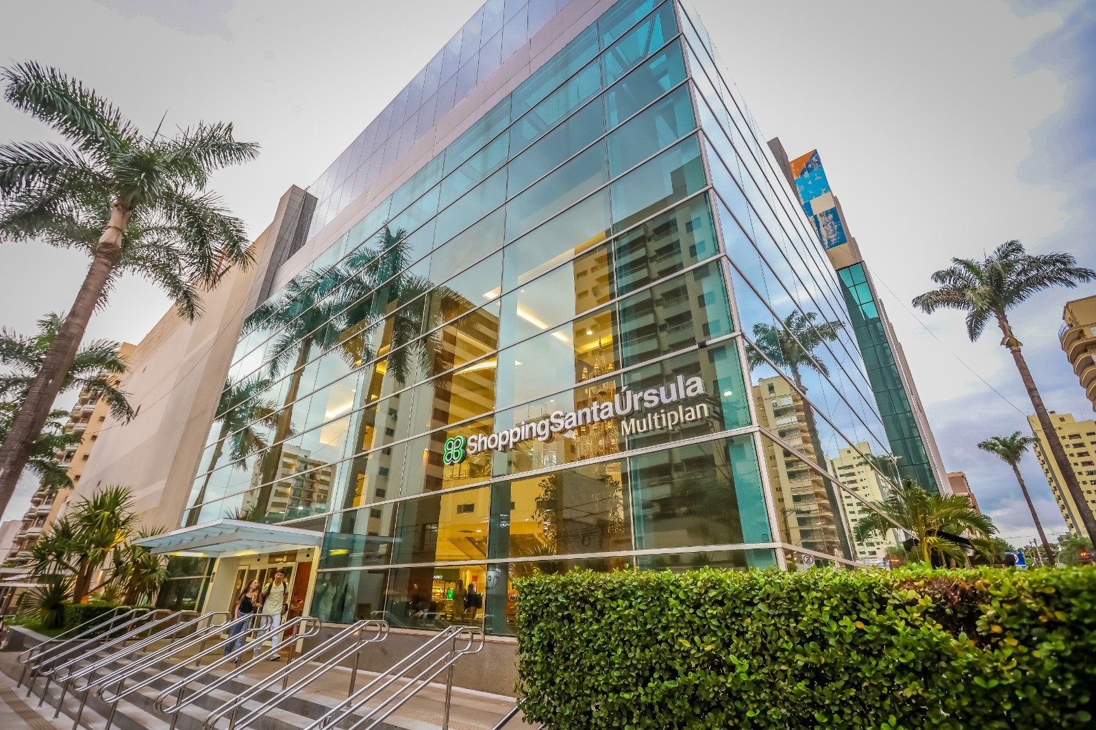 Multiplan unifica marca Multi e reforça experiência digital nos shoppings