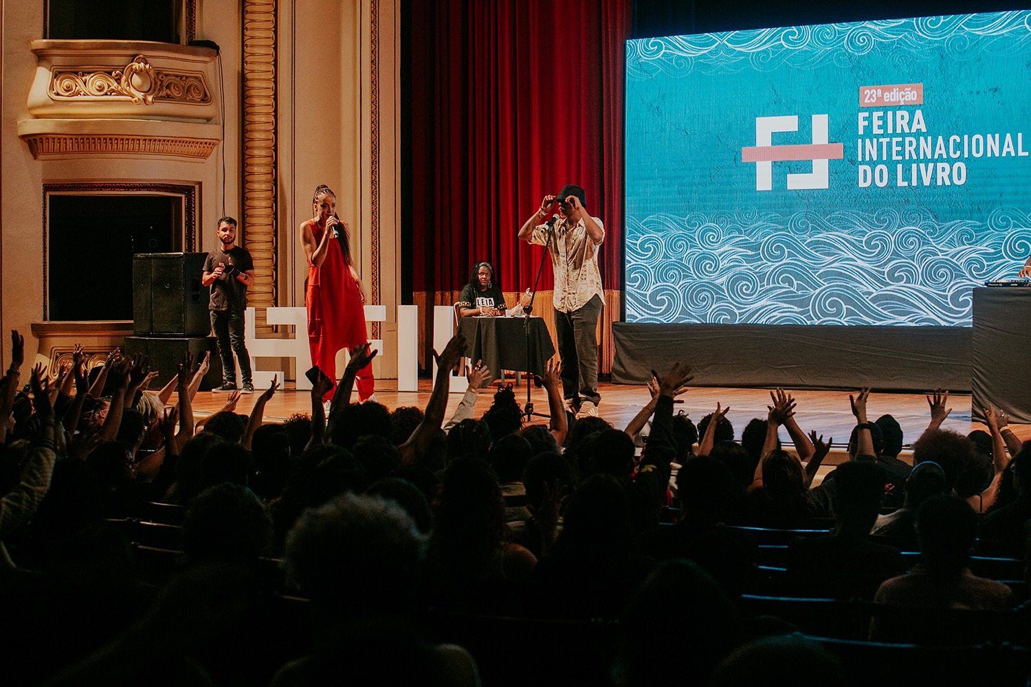 Oito grupos regionais participam das finais da competição SLAM 016, que integra agenda da 24ª FIL